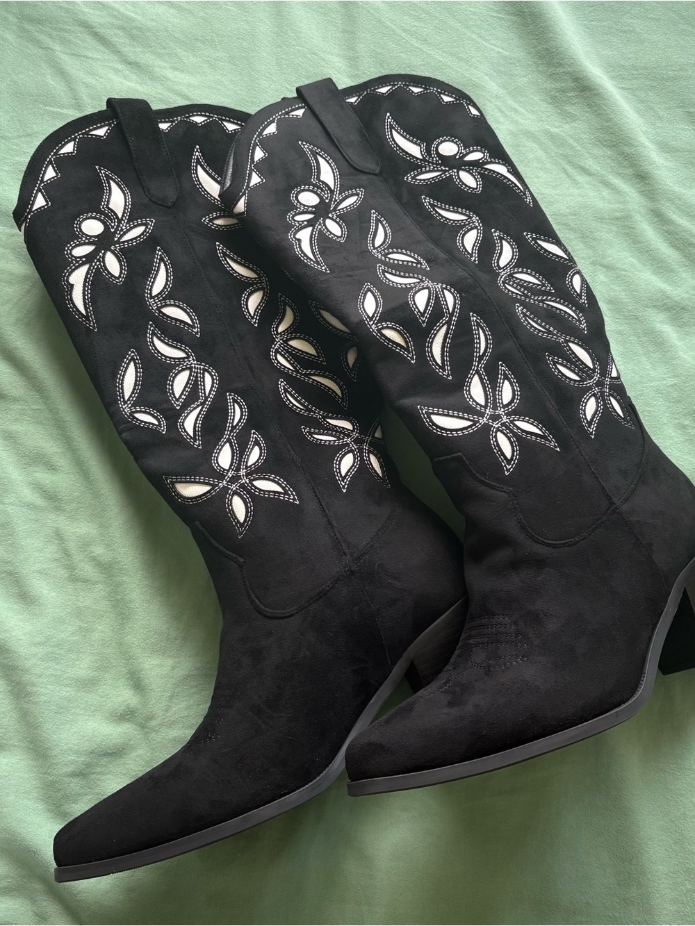 NWTIB Black and White Women's Western Embroidered Knee High Cowboy Boots Cowgirl - Picture 9 of 12